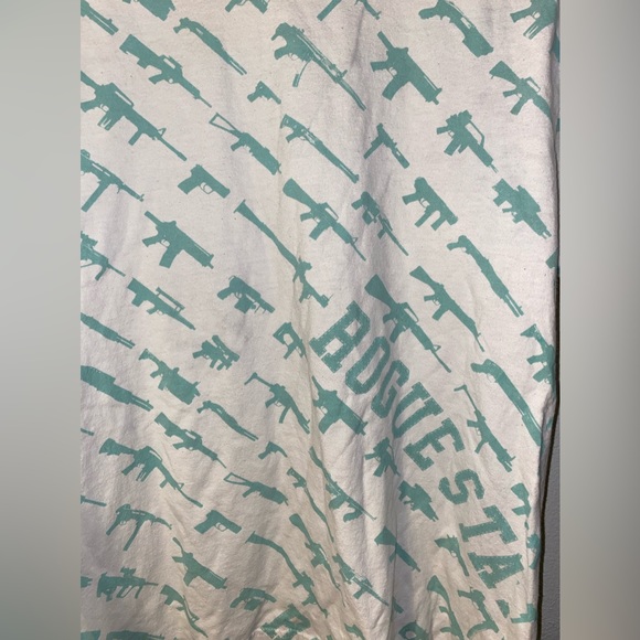 EUC | Rogue Status | Teal and White T-shirt | Size Medium - Picture 6 of 6